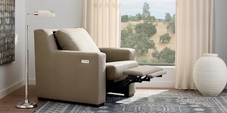 Reclining Chair image number 2