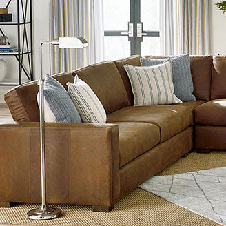 <img alt="Serafina Sofa" class="align-right" height="324" src=2658-b62d-serafina.html width="350">